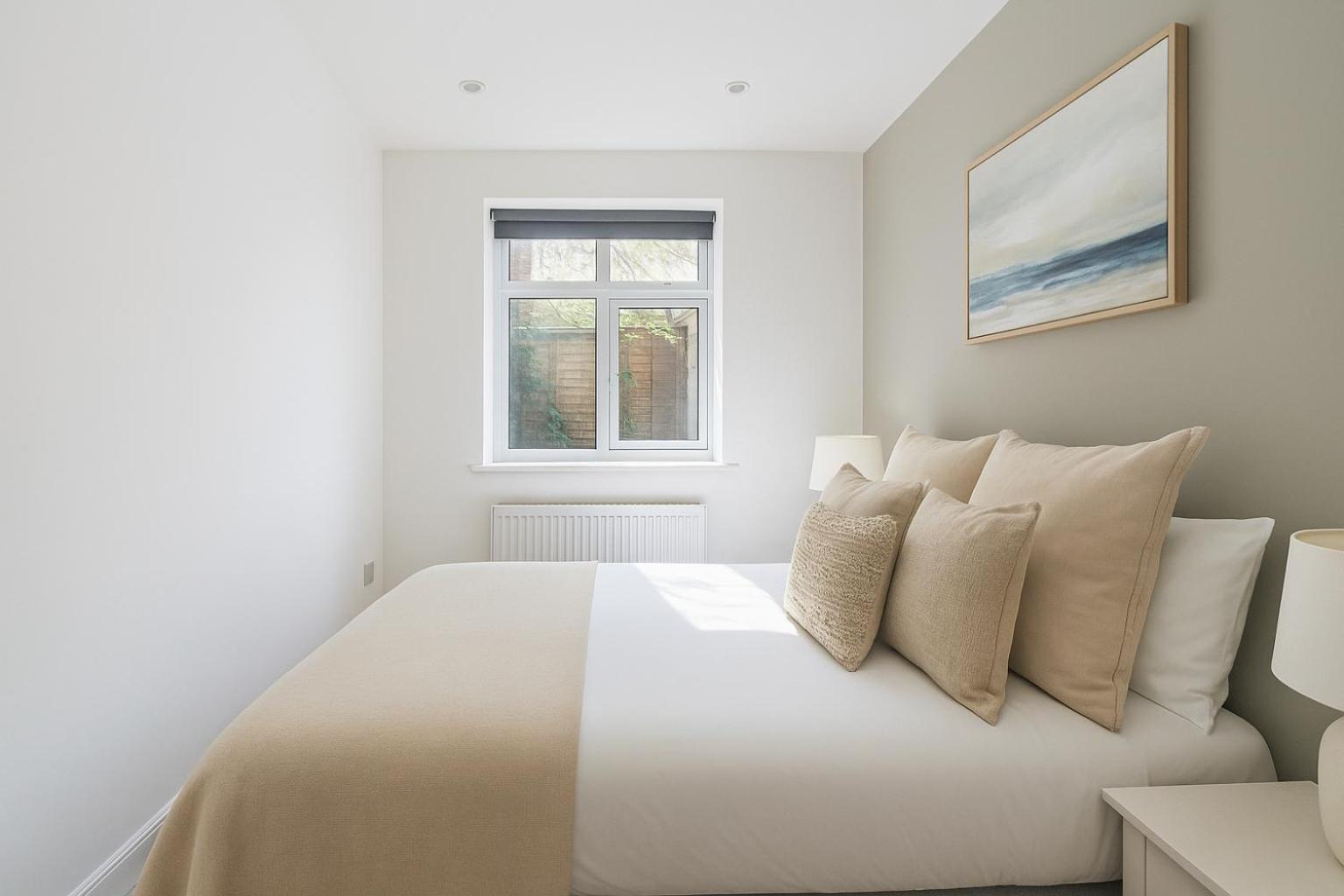 Amazing Flat Near Golders - Great Transport Links *